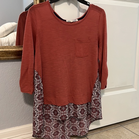 Burnt Orange Flowy Pattern Blouse - Picture 1 of 6